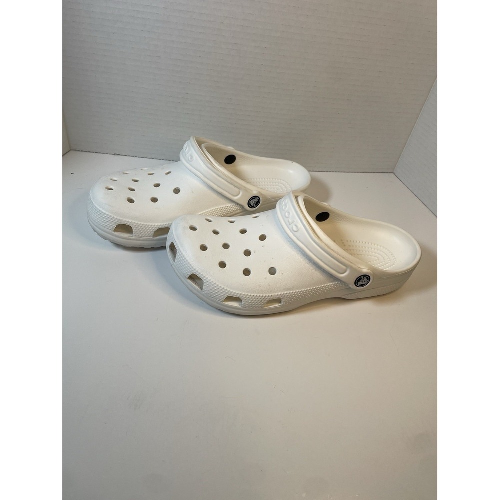 Crocs Women Size 10/ Men Size 8 White Slip On Clogs Unisex